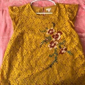 Xhilaration Yellow Short Sleeve embroidered blouse